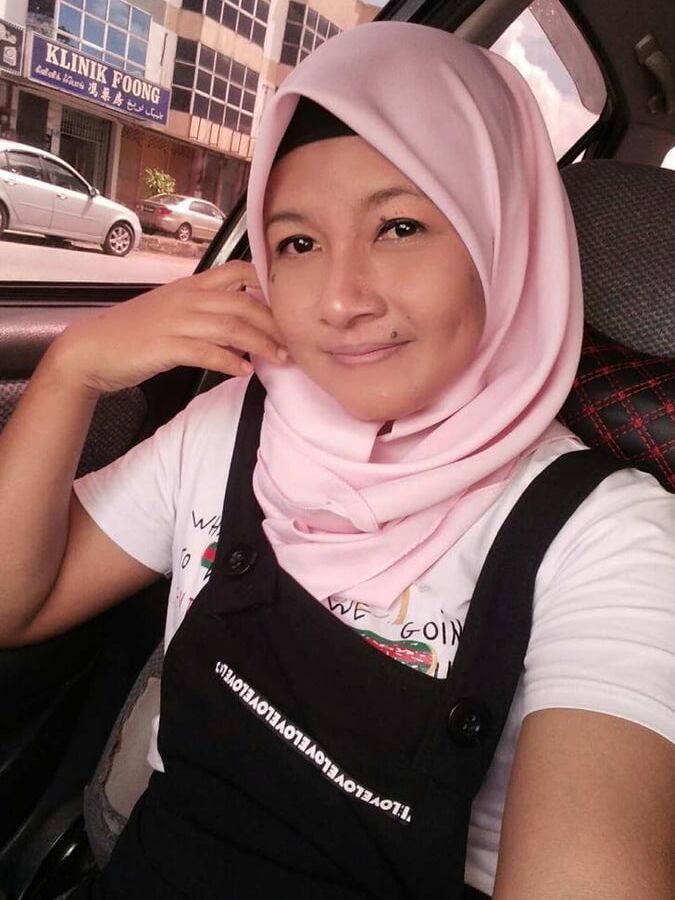 melayu milf stay johor