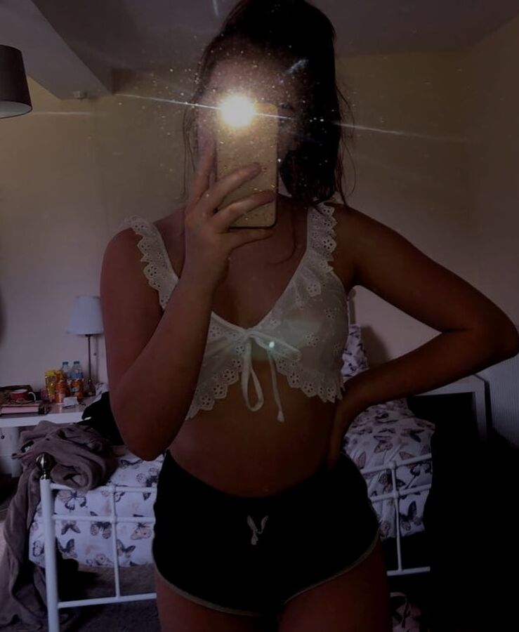 SEXY SLUT LUCY