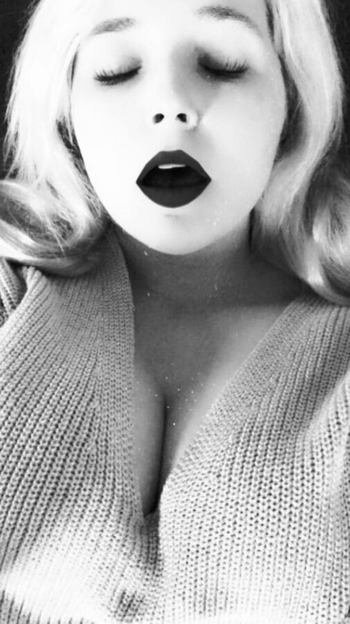 Random Pictures of Miss Sexxyy