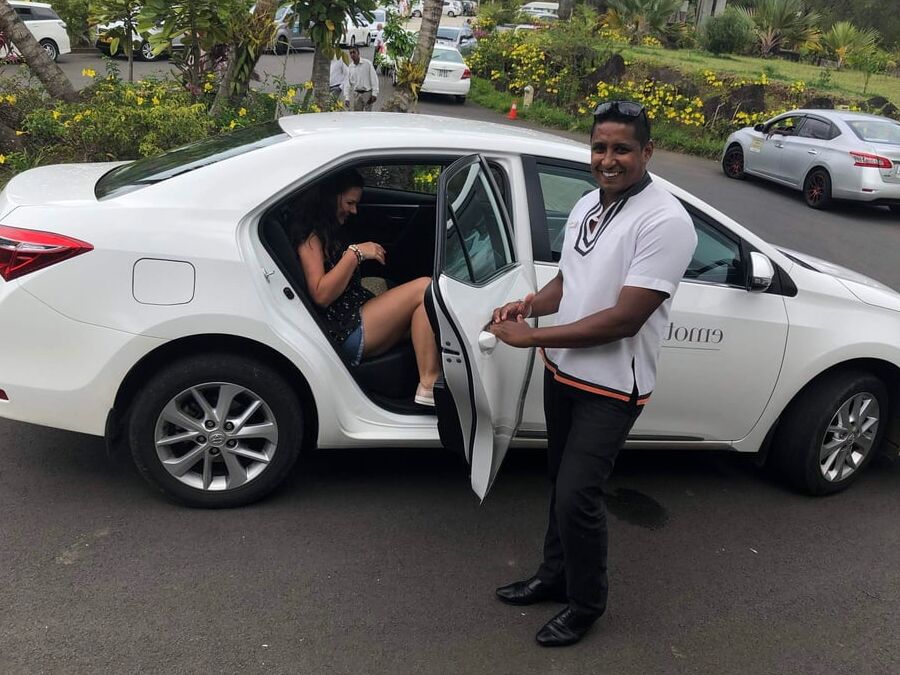 Dort dortluk balayi-travelling all over world on honeymoon