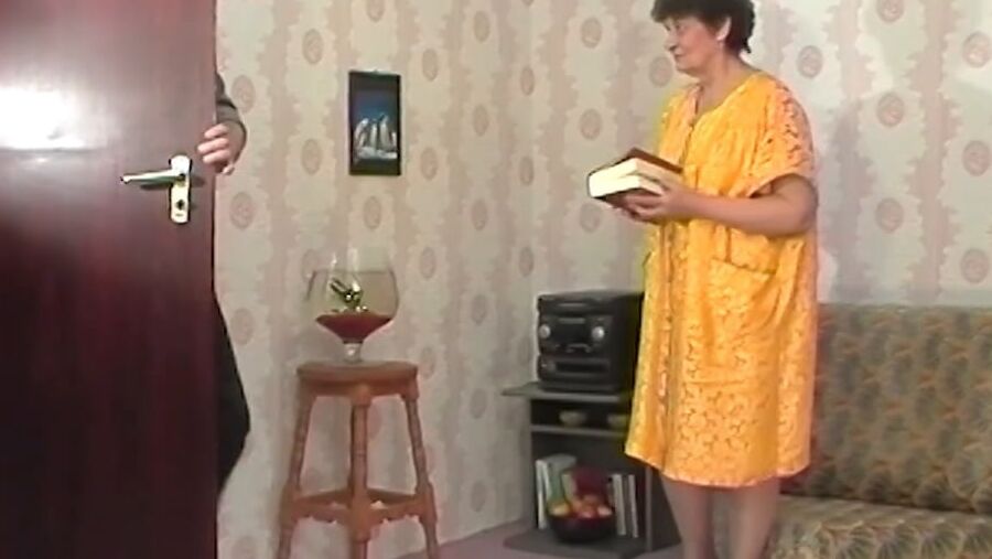 Grannies, grandmas, mature women - .