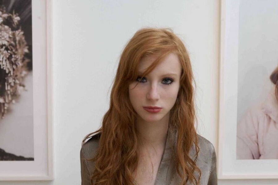 Sexy amateur slim redhead to enjoy and repost