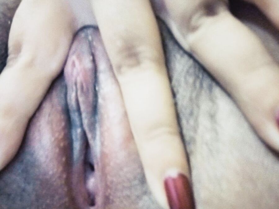 Hot wife showing her big boobs and juicy pussy