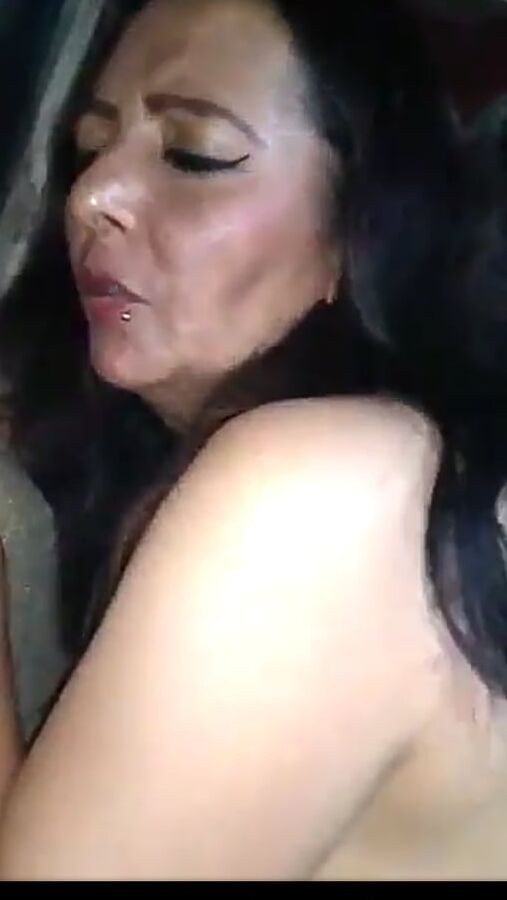 Milf mamadora
