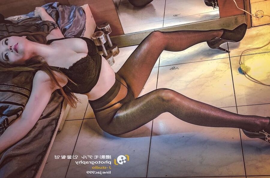 black stockings nylon pantyhose sexy legs