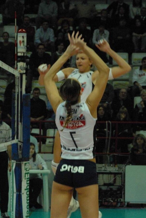 Most lickable &amp; fuckable volleyball pooper ever?