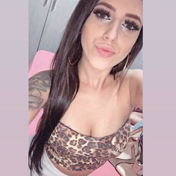 DECOTE TESUDAS LINDAS SEIOS ENORMES