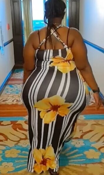 Short thick chunky mega milf bbw pear justme