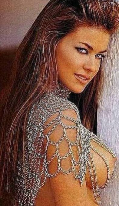 Carmen Electra