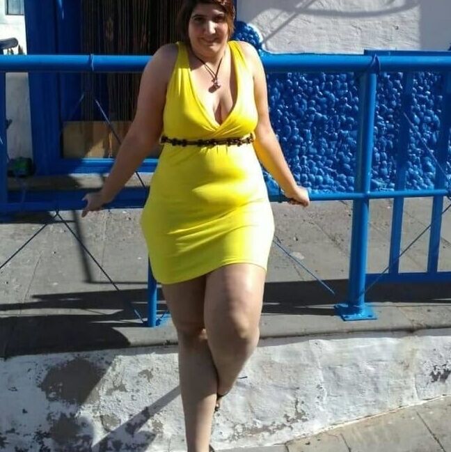 Rita, a mature Spanish woman with huge tits and a gigantic b