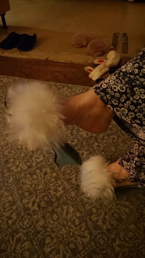 fluffy mules