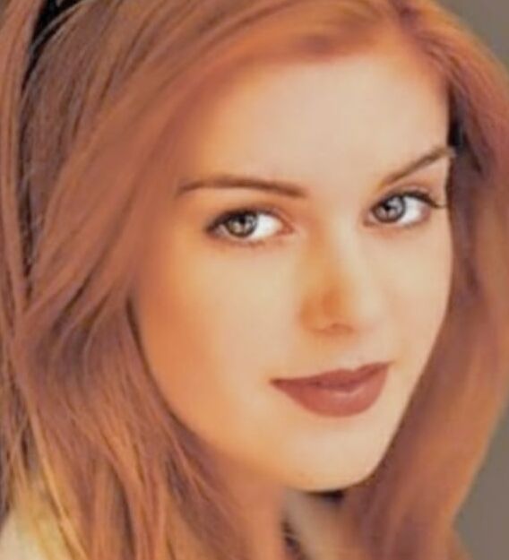 ISLA FISHER ... CELEBEAUTY
