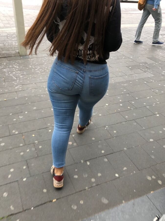 Culona en el metro