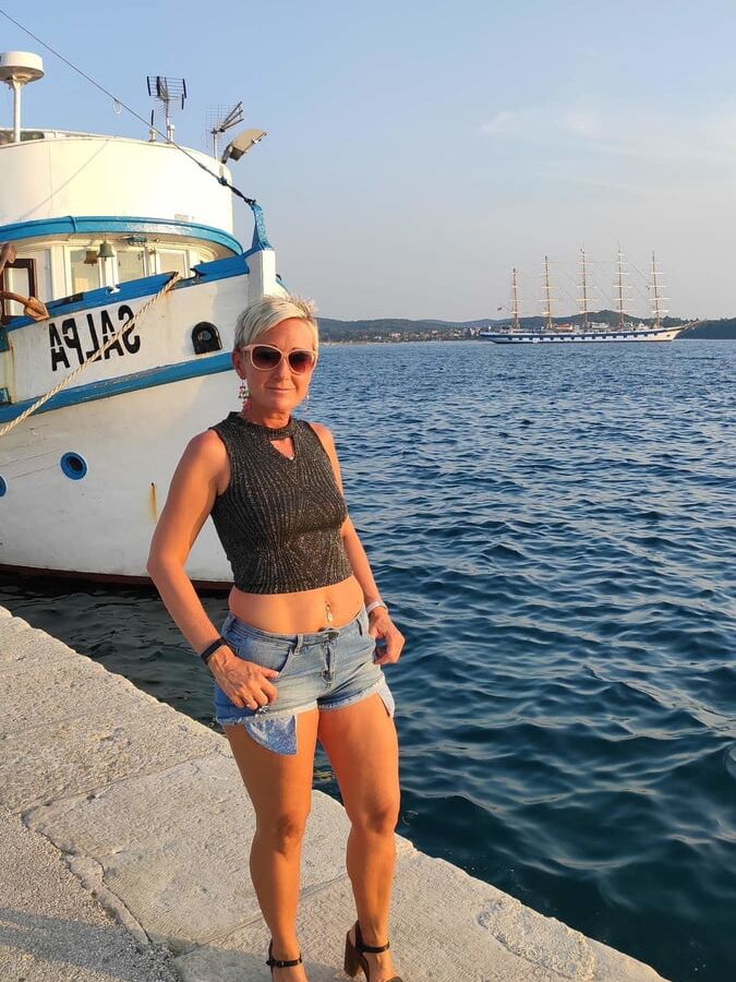 Blonde beatuy on holiday