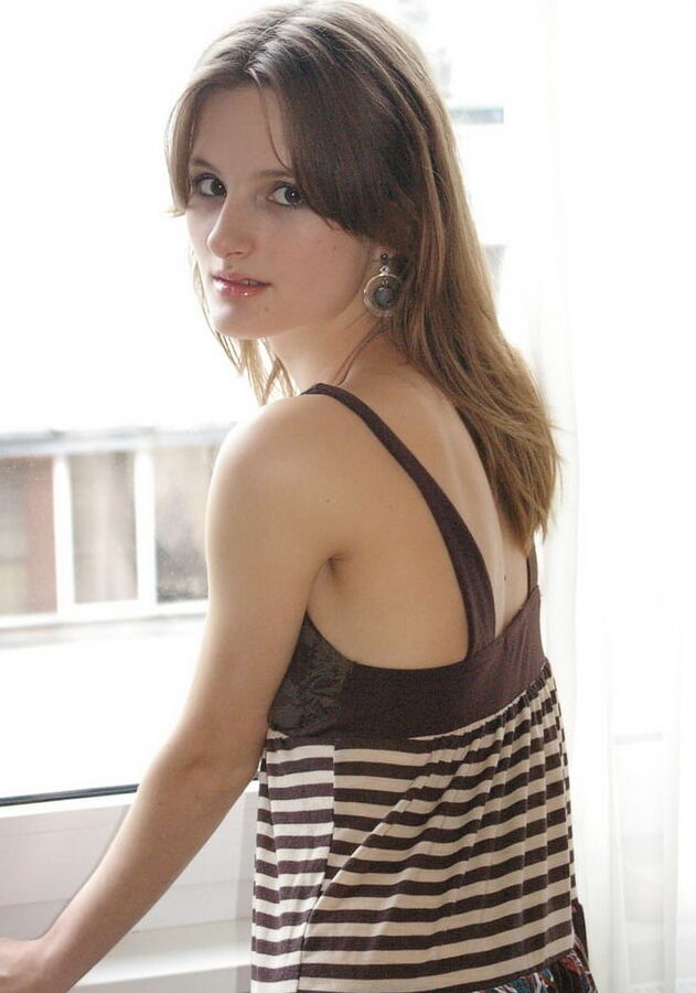 Gorgeous Amateur Babe
