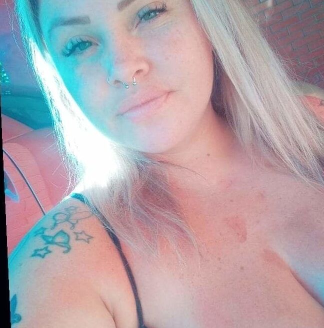 DECOTE TESUDAS LINDAS SEIOS ENORMES