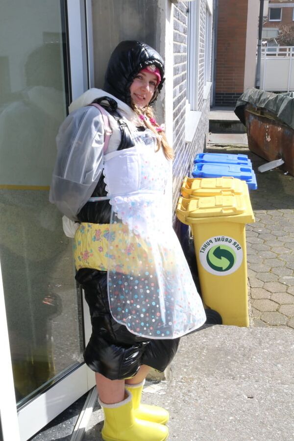 german rubberwhore moroma pigleta