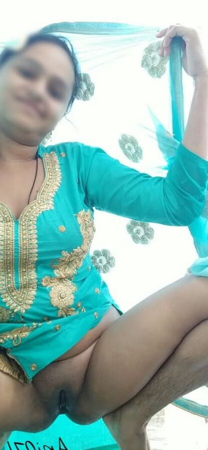 Meet my aunty maid who is my sex Slave my aunty doesn&;t know