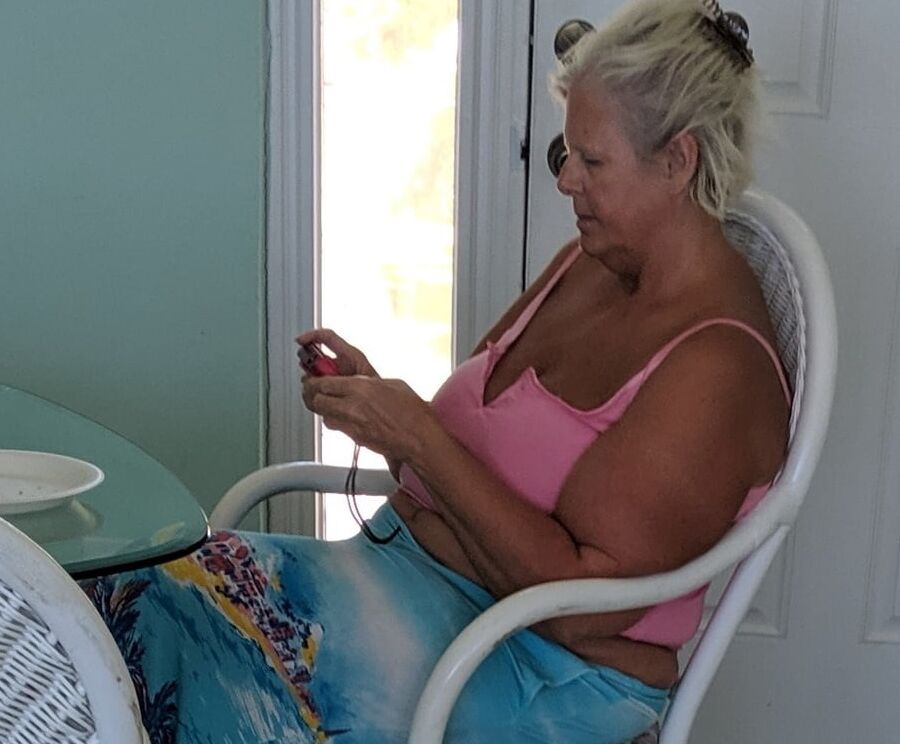 Miss Piggy at the beach
