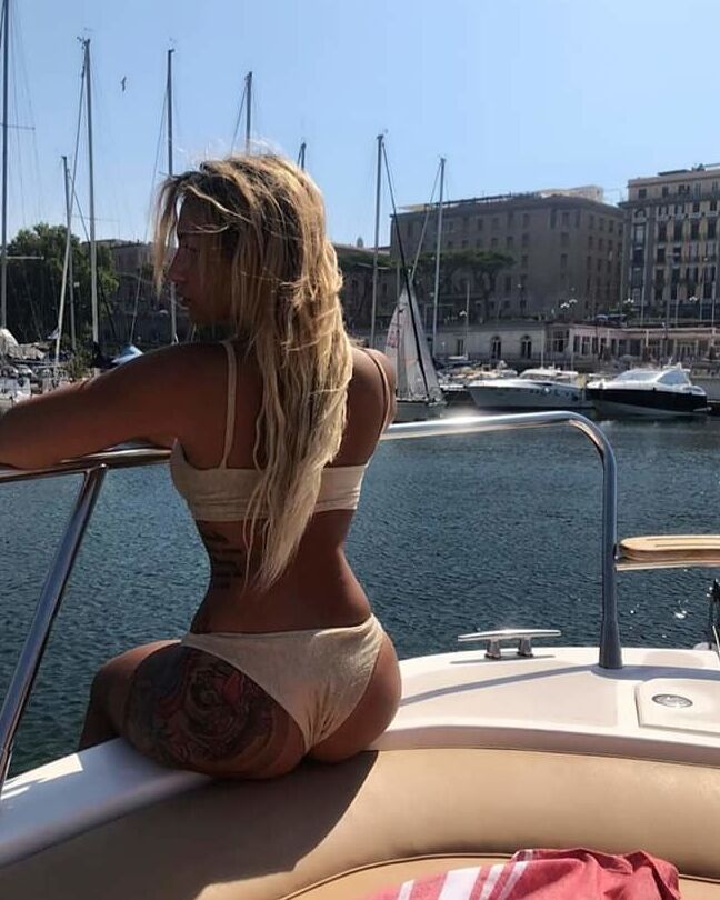 Lia il puttanone