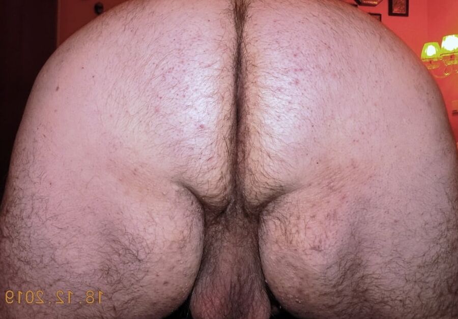 My asshole want a big and hard cock to fuck me hard
