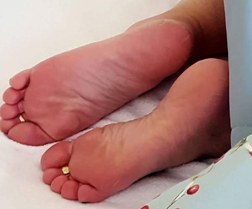 Barefoot