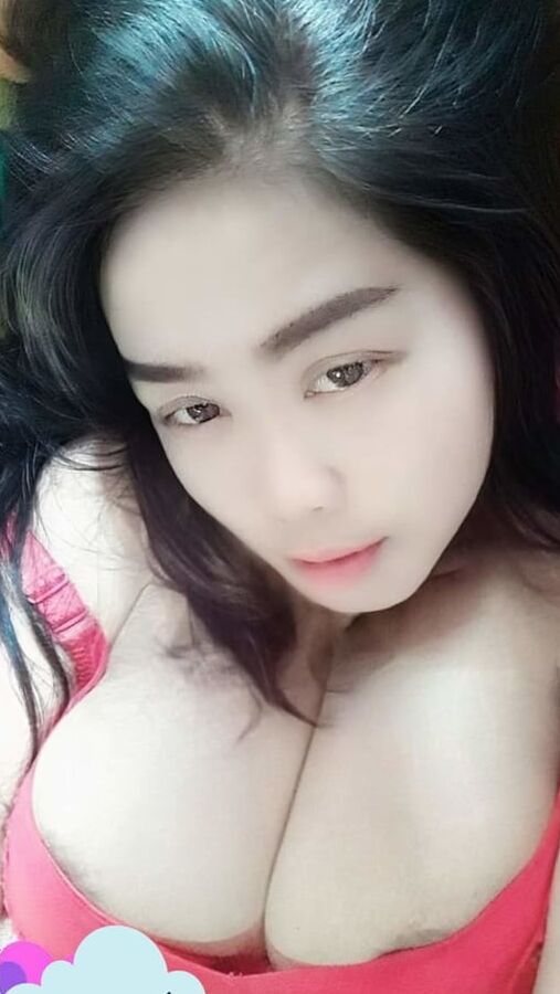 Sexy big boobs