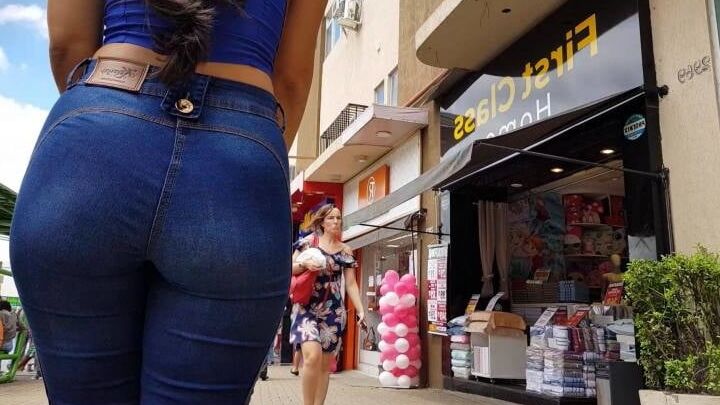 Gostosa de jeans
