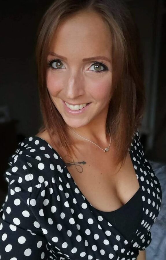 Charming moms      Please rate
