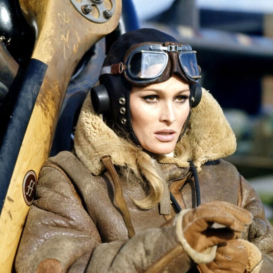 Ursula Andress
