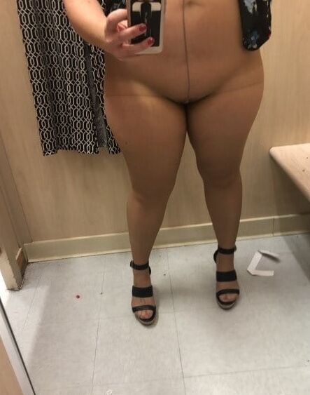 Sexy blond bbw in pantyhose