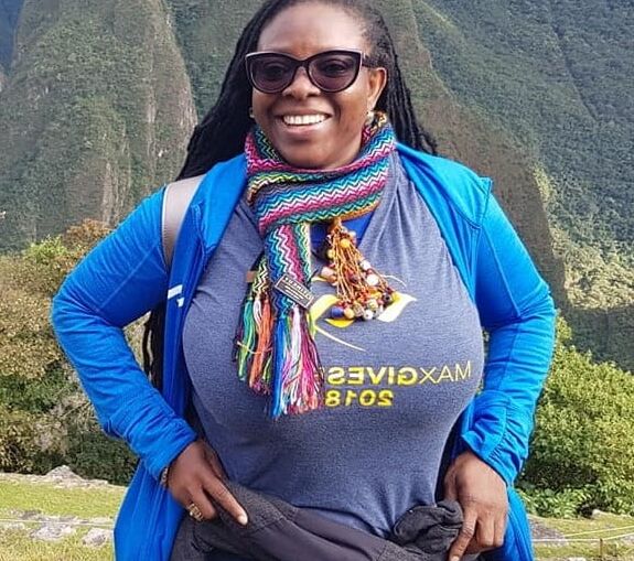 BUSTY ARCHEOLOGIST IN MACHU PICCHU