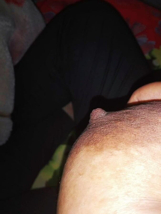 Hot wife showing her big boobs and juicy pussy