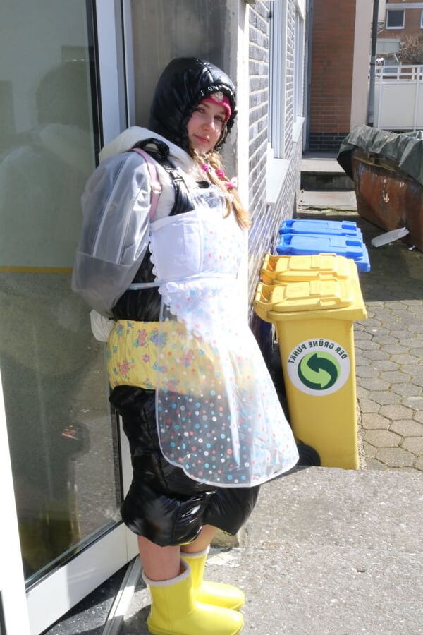 german rubberwhore moroma pigleta