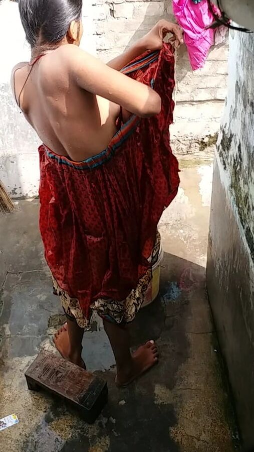 Saali ki sexy boobs aur gaand