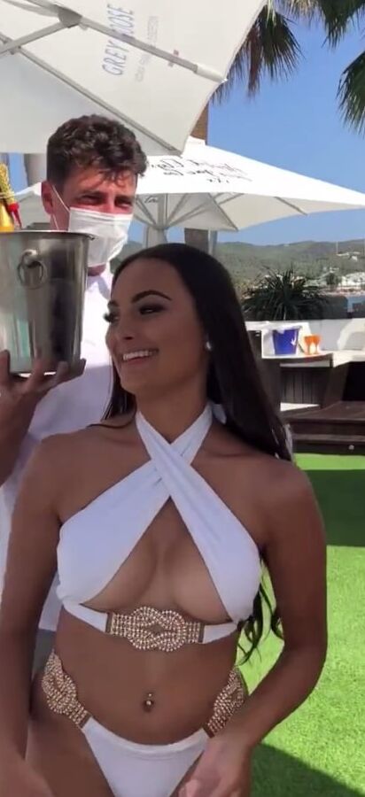 Stunning Cute Young UK Chav Babe Big Tits Sexy Legs Big Ass
