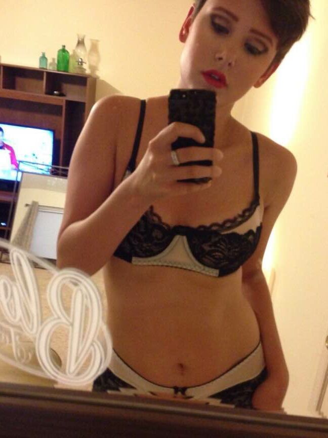 Webslut Bailey Exposed