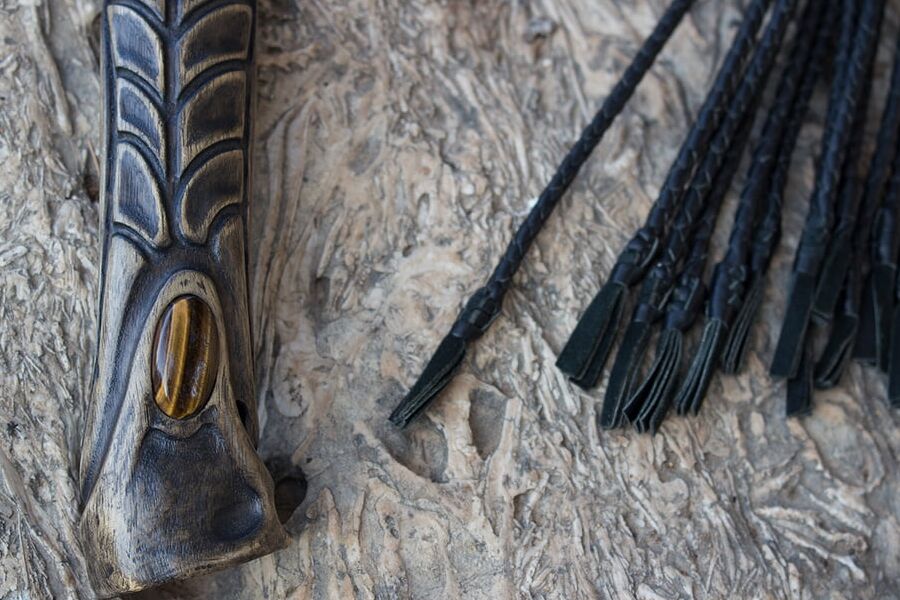 Gavial. -tail leather braided flogger.