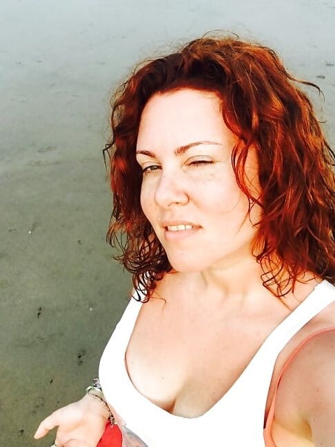 Nasty redhead mum loves to lick pussy