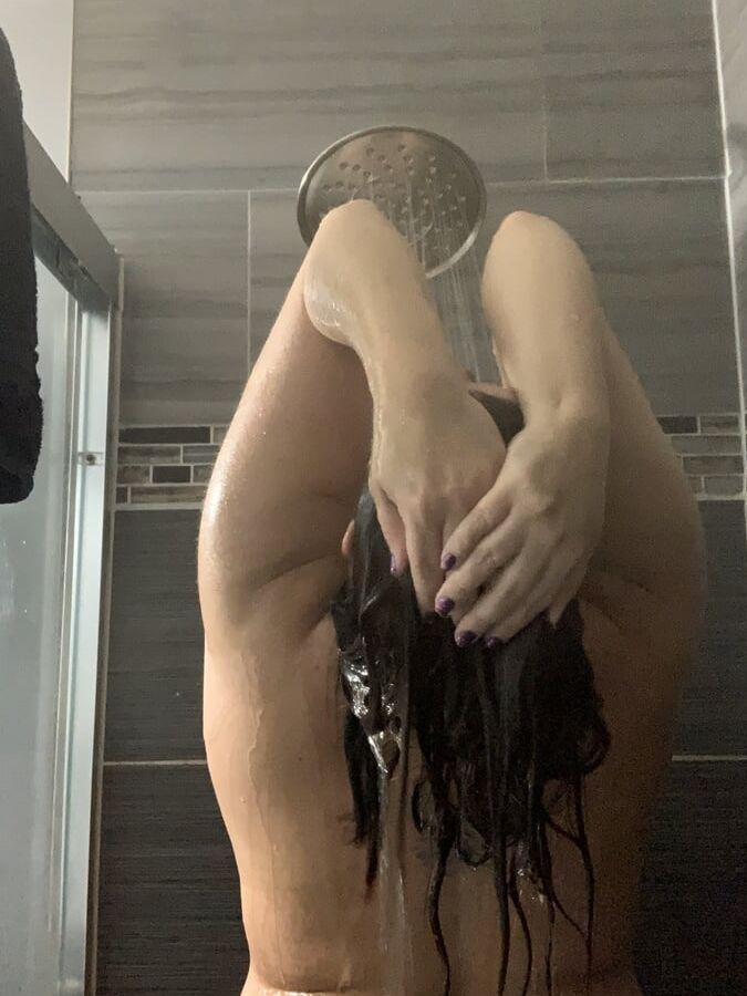 Twitter MILF Mindy part