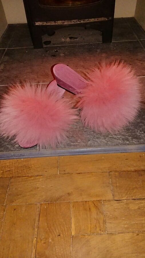 fluffy mules