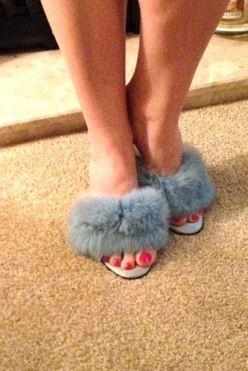 fluffy mules