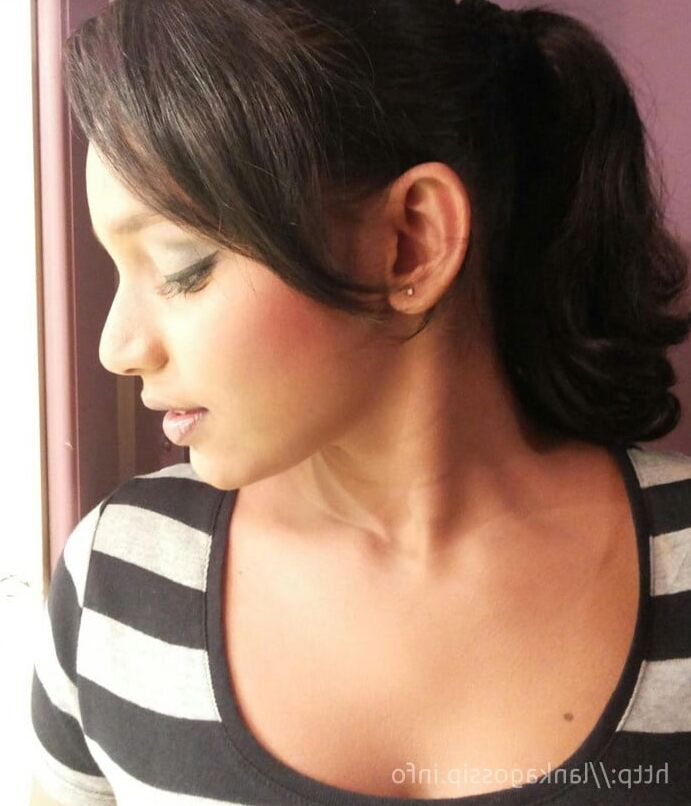 Kavindya adikari hot pics