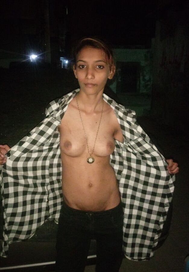Alishba Flashing outdoor