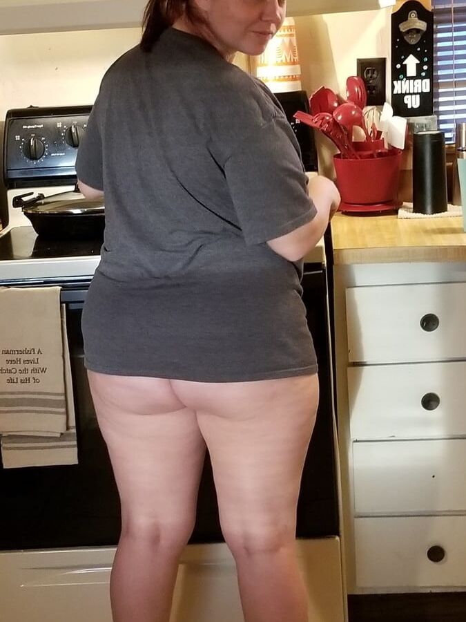Big Tit Wide Ass Thick BBW Redneck Trailer Park MILF Slut