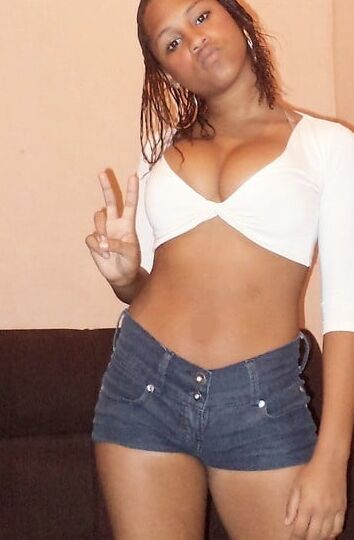 Unknown Curvy Black Women