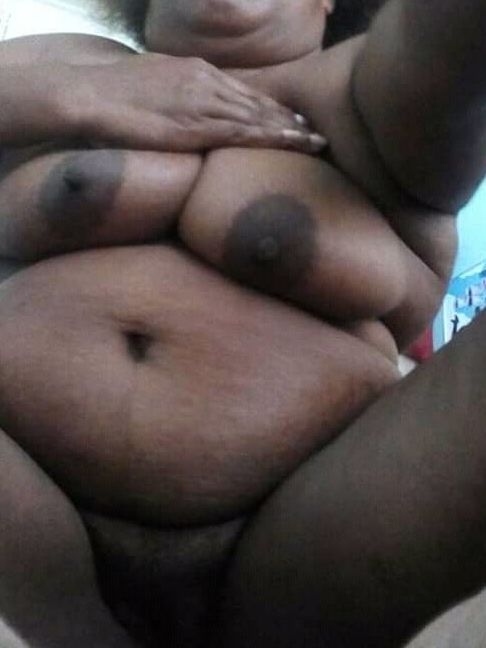 PNG Milf