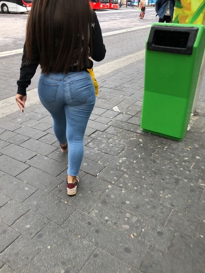 Culona en el metro