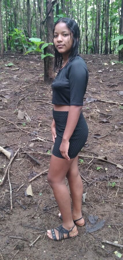 Sexo en el bosque prohibido