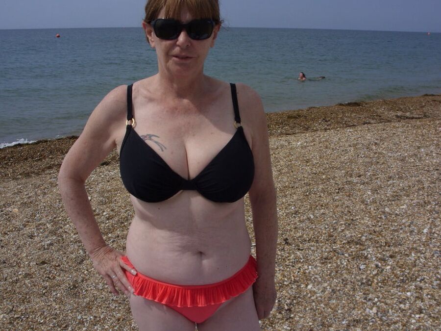 Older and hot (Bikini)